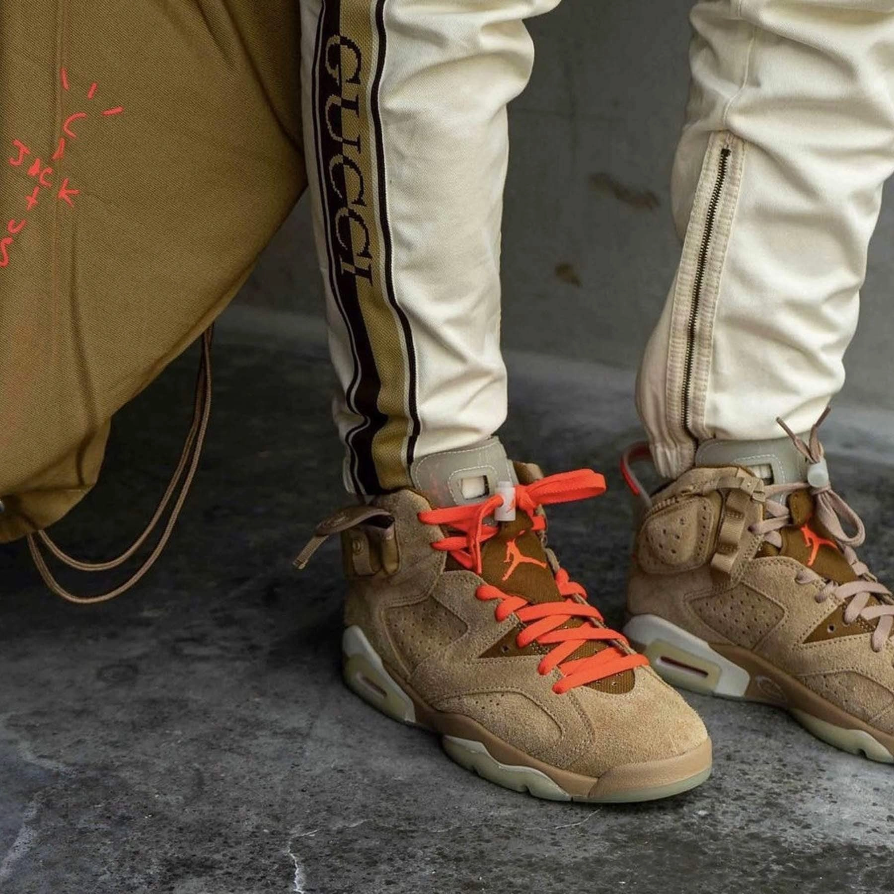 Travis Scott x Air Jordan 6 Retro 'British Khaki' Responsive game-time sneakers