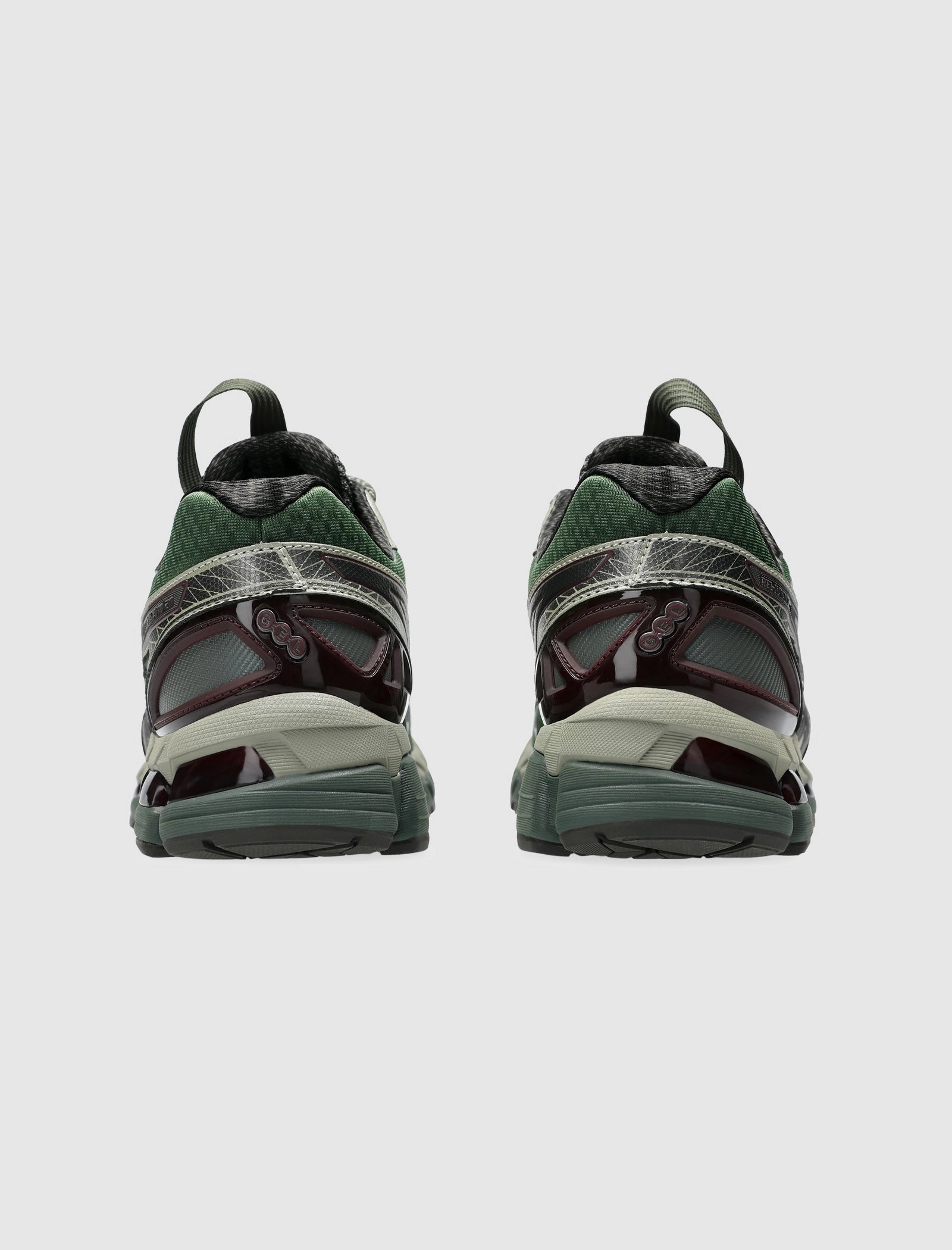UB10-GEL-KAYANO 20 "MOSS/ GUNMETAL" Modern running sneakers