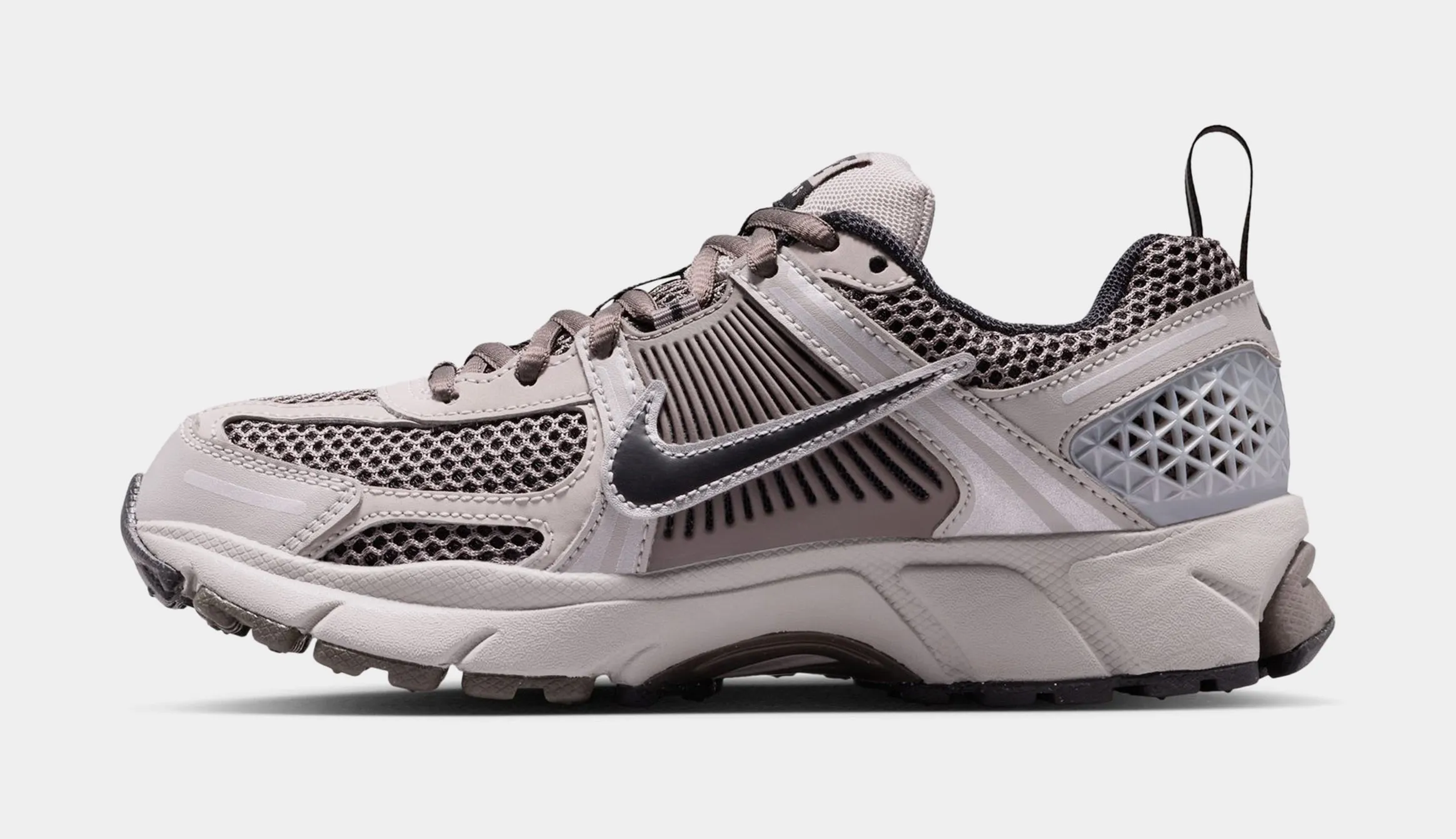 Vomero 5 Grade School Running Shoes (College Grey/Black/Cave Stone) Zoom Vomero 5 Nike