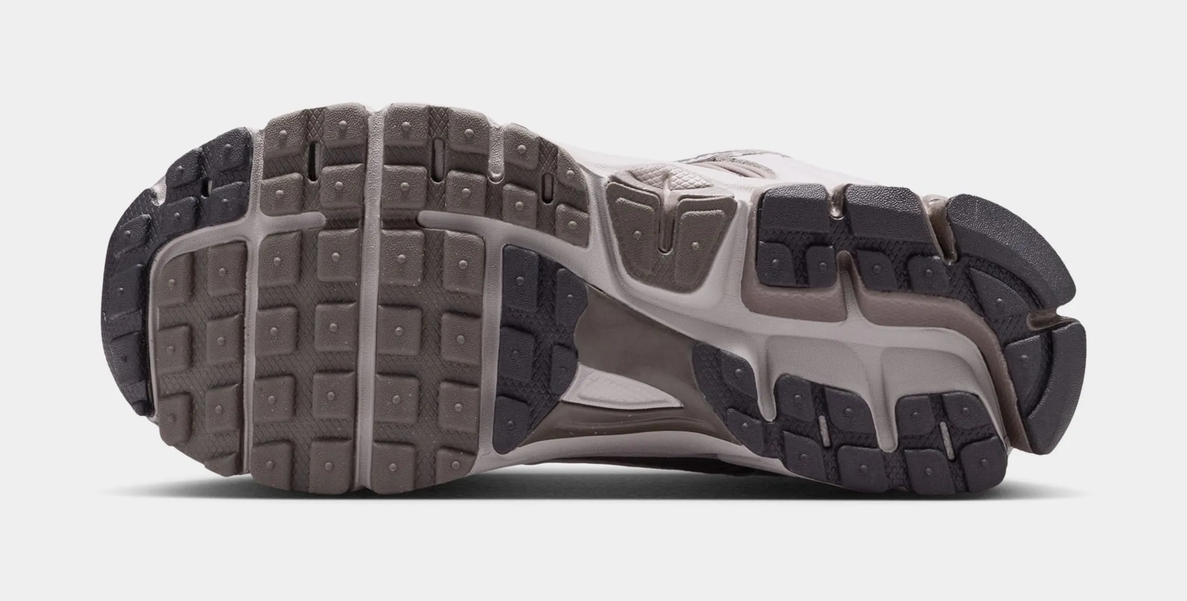 Vomero 5 Grade School Running Shoes (College Grey/Black/Cave Stone) Zoom Vomero 5 Nike