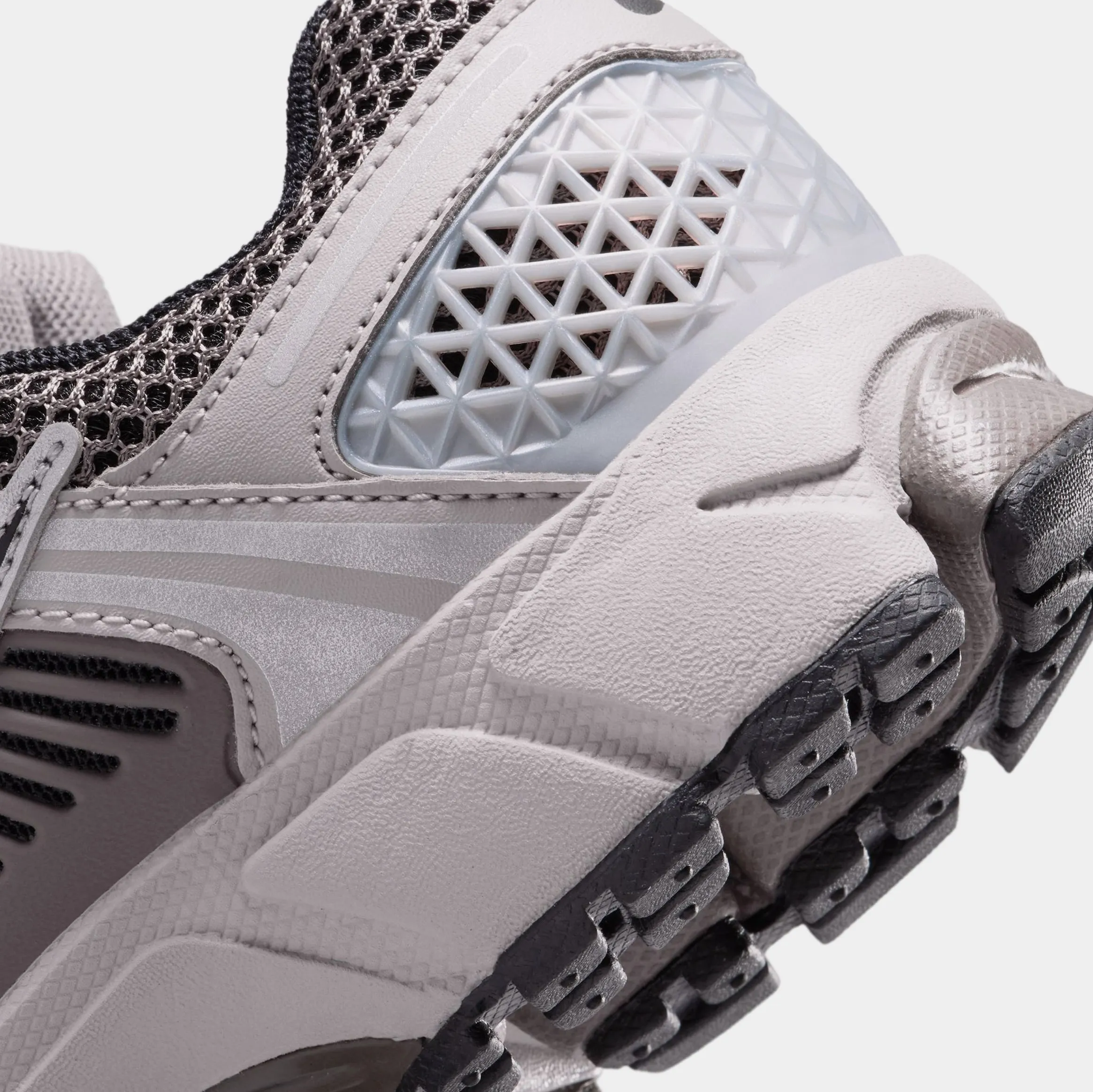 Vomero 5 Grade School Running Shoes (College Grey/Black/Cave Stone) Zoom Vomero 5 Nike