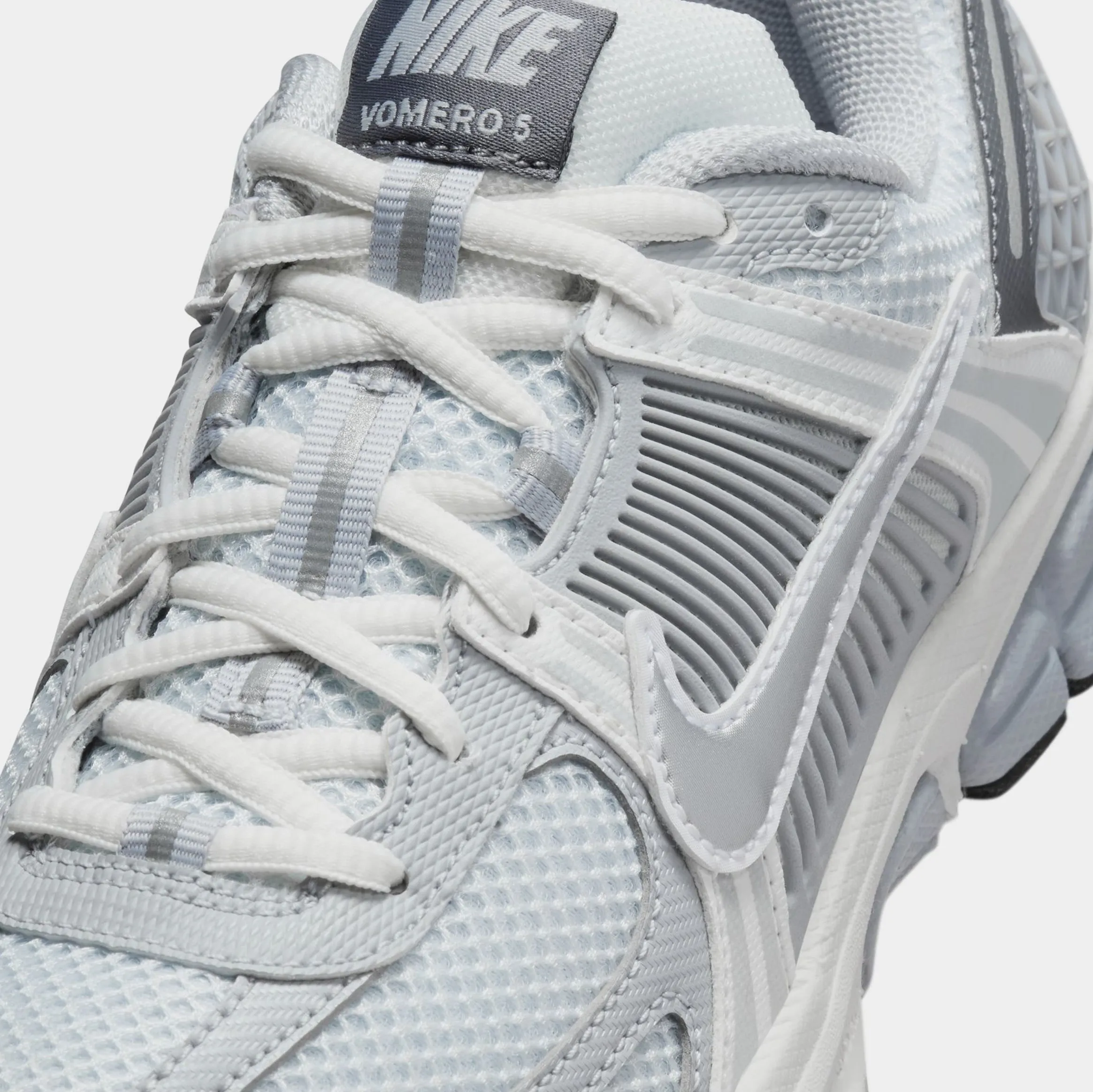 Vomero 5 Grade School Running Shoes (Pure Platinum/Summit White/Dark Grey/Metallic Silver) Zoom Vomero 5 Nike
