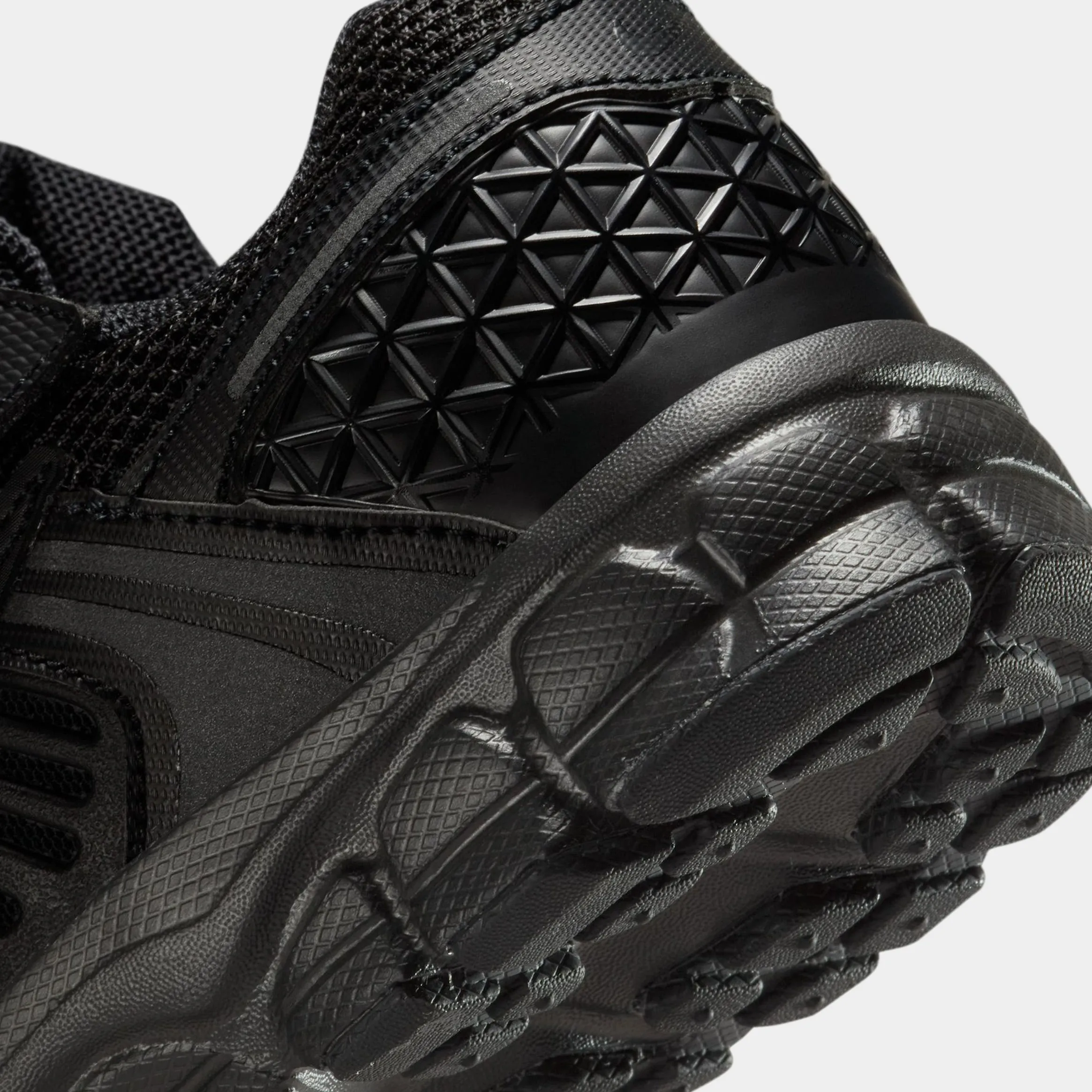 Vomero 5 Preschool Running Shoes (Black/Black) Zoom Vomero 5 Nike