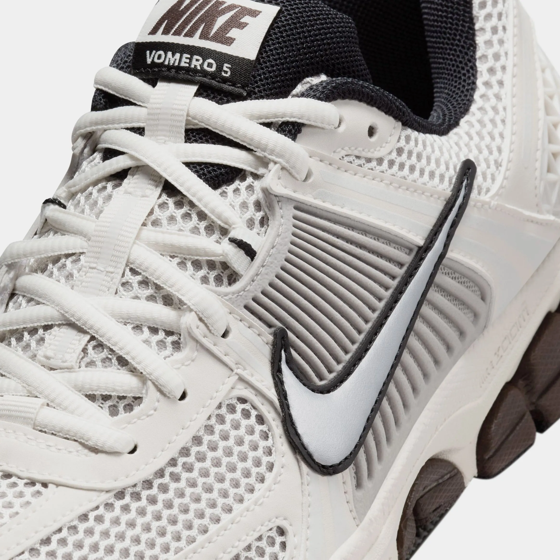 Vomero 5 Womens Running Shoes (Phantom/Metallic Platinum/Light/Iron Ore) Zoom Vomero 5 Nike