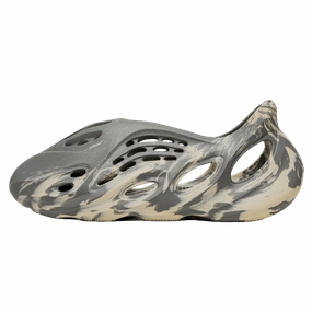 Yeezy Foam Runner 'MXT Moon Grey' yeezy foam runner innovative design sneakers