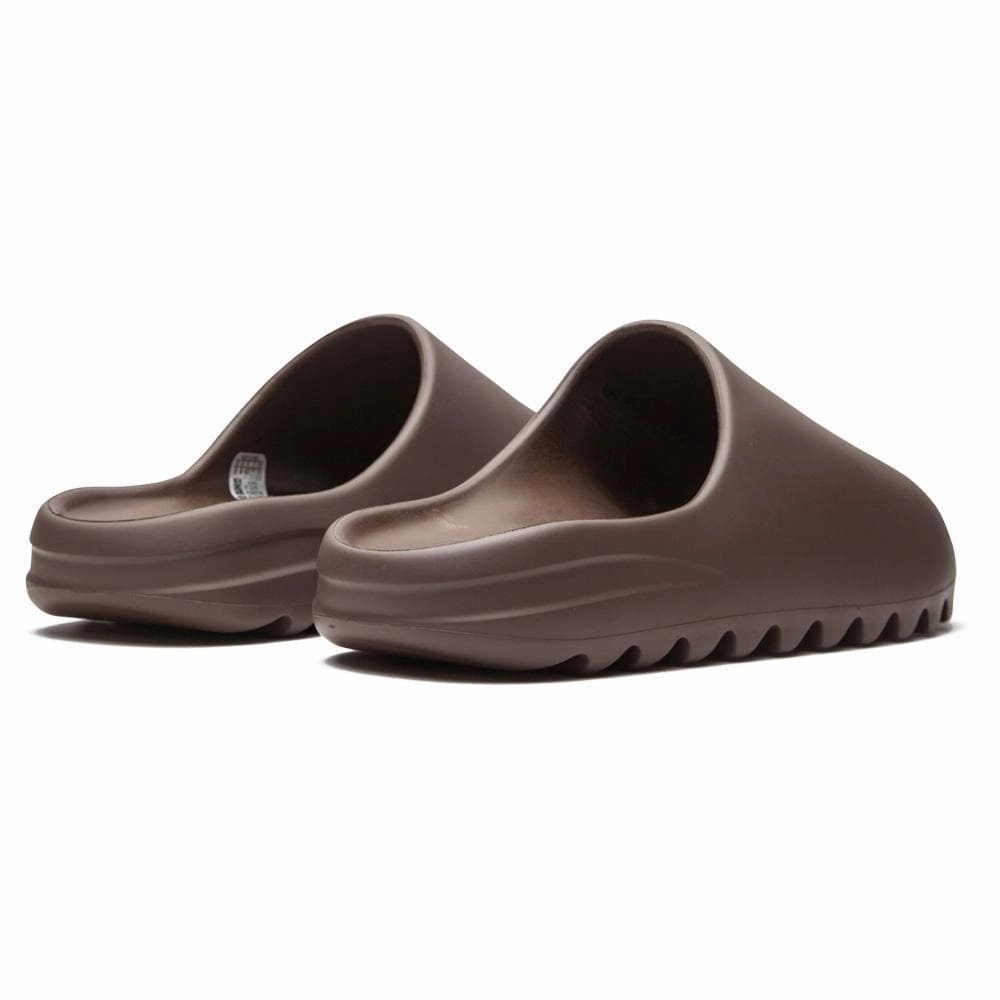 Yeezy Slides 'Soot' Yeezy futuristic fashion sneakers