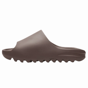 Yeezy Slides 'Soot' Yeezy bold fashion sneakers with futuristic edge