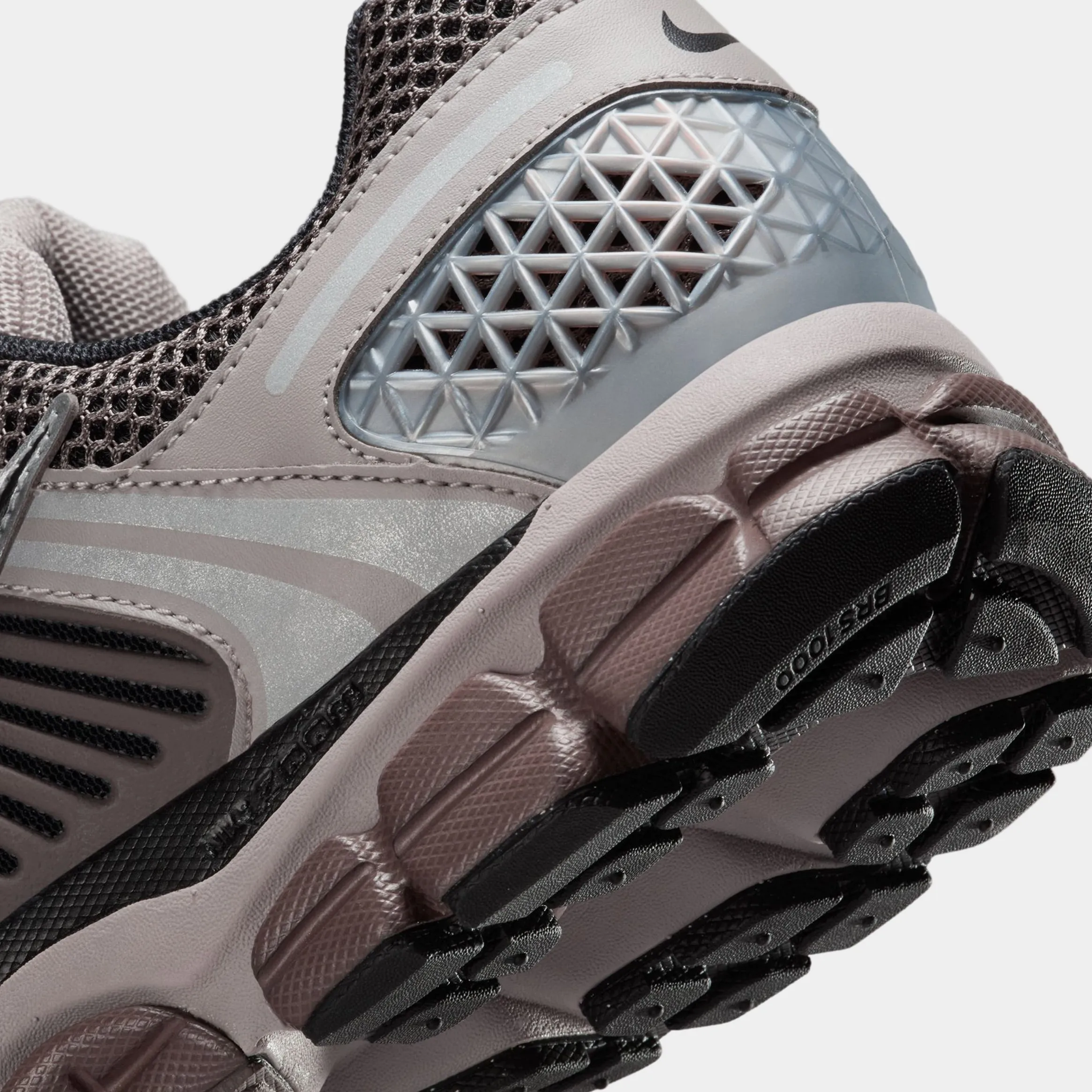 Zoom Vomero 5 Mens Running Shoes (College Grey/Black/Cave Stone) Zoom Vomero 5 Nike
