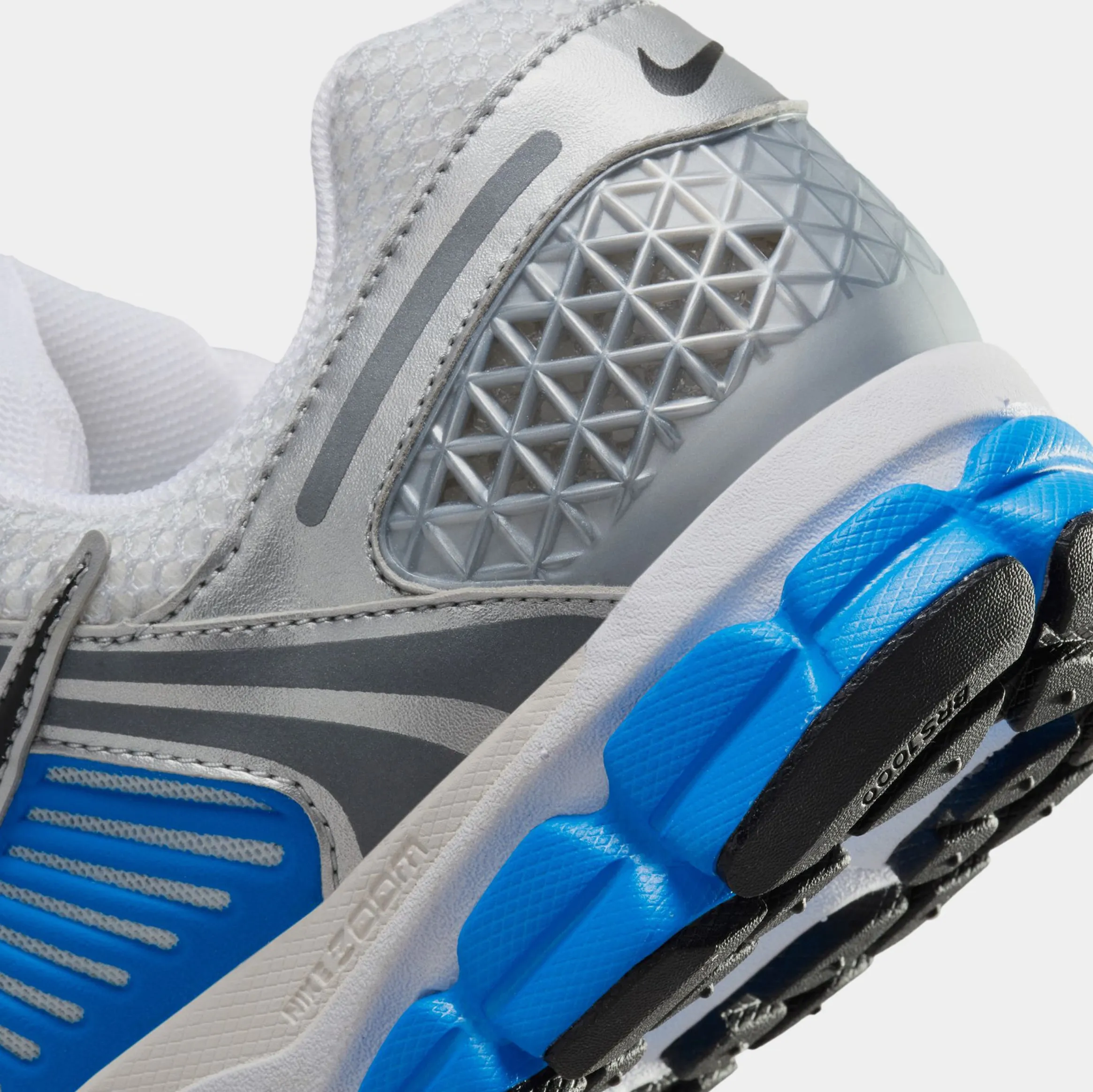 Zoom Vomero 5 Mens Running Shoes (White/Black/Photo Blue) Zoom Vomero 5 Nike
