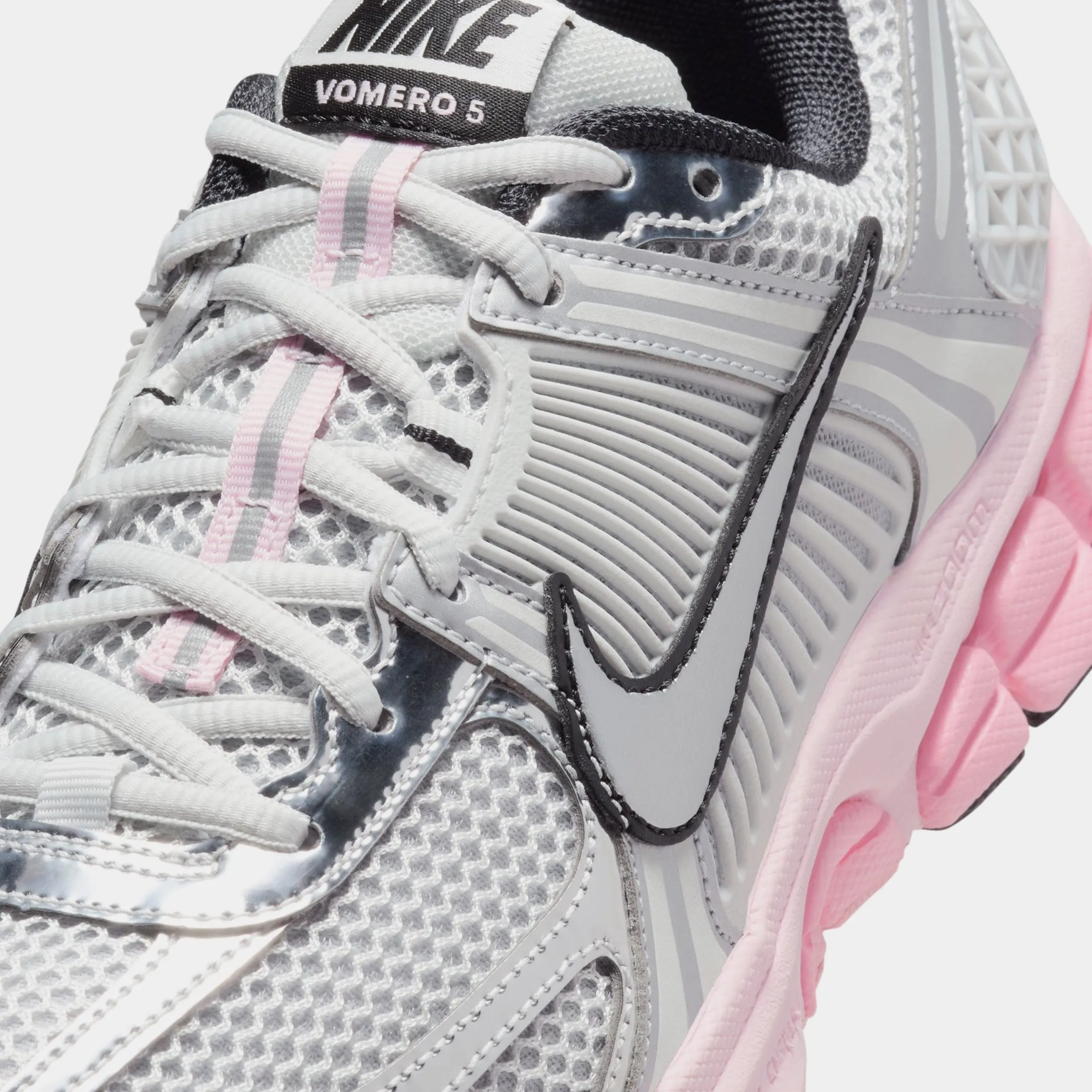 Zoom Vomero 5 Photon Dust Pink Foam Womens Running Shoes (Photon Dust/Metallic Silver/Pink Foam) Zoom Vomero 5 Nike
